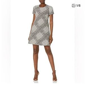 Calvin Klein Plaid Cross Box Short Sleeve Dress Size NWT